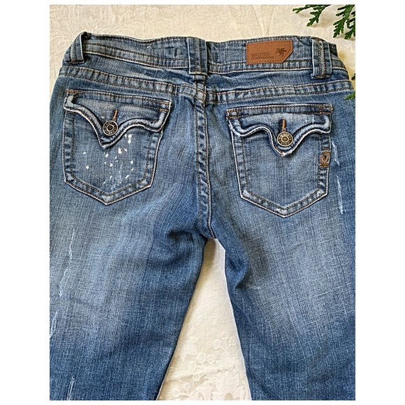 Vigoss Collection Shorts Denim Capri Shorts Distressed cropped jeans Size 6 - Picture 4 of 8